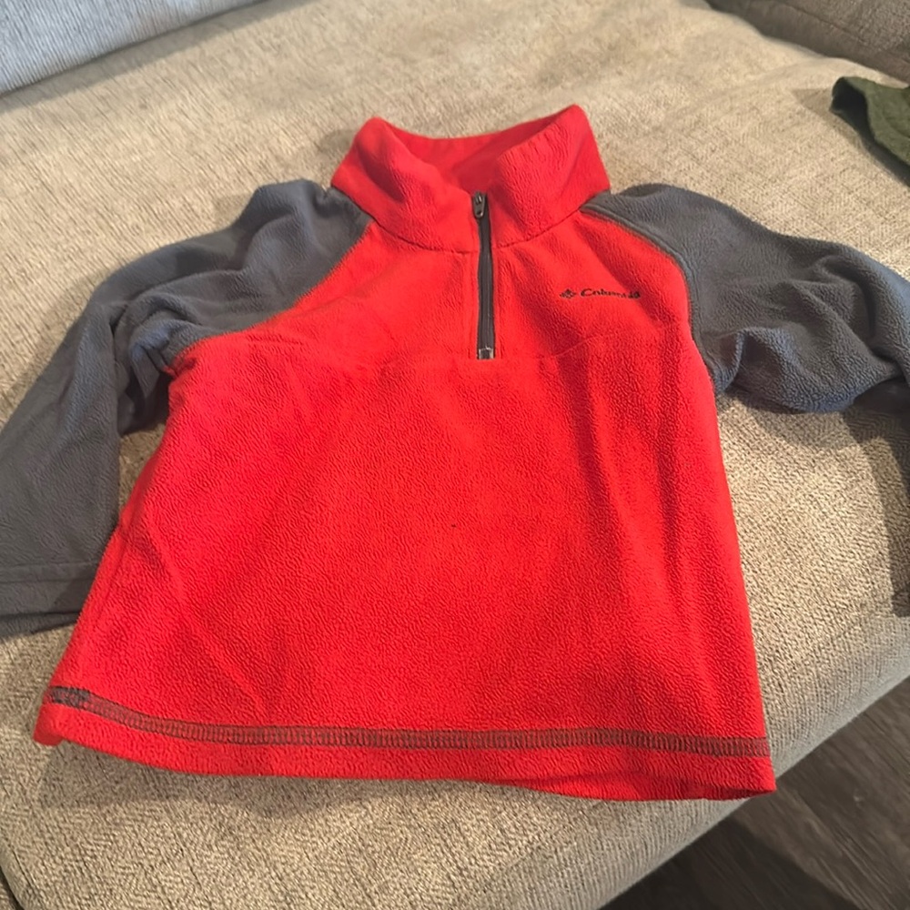 Columbia sweater